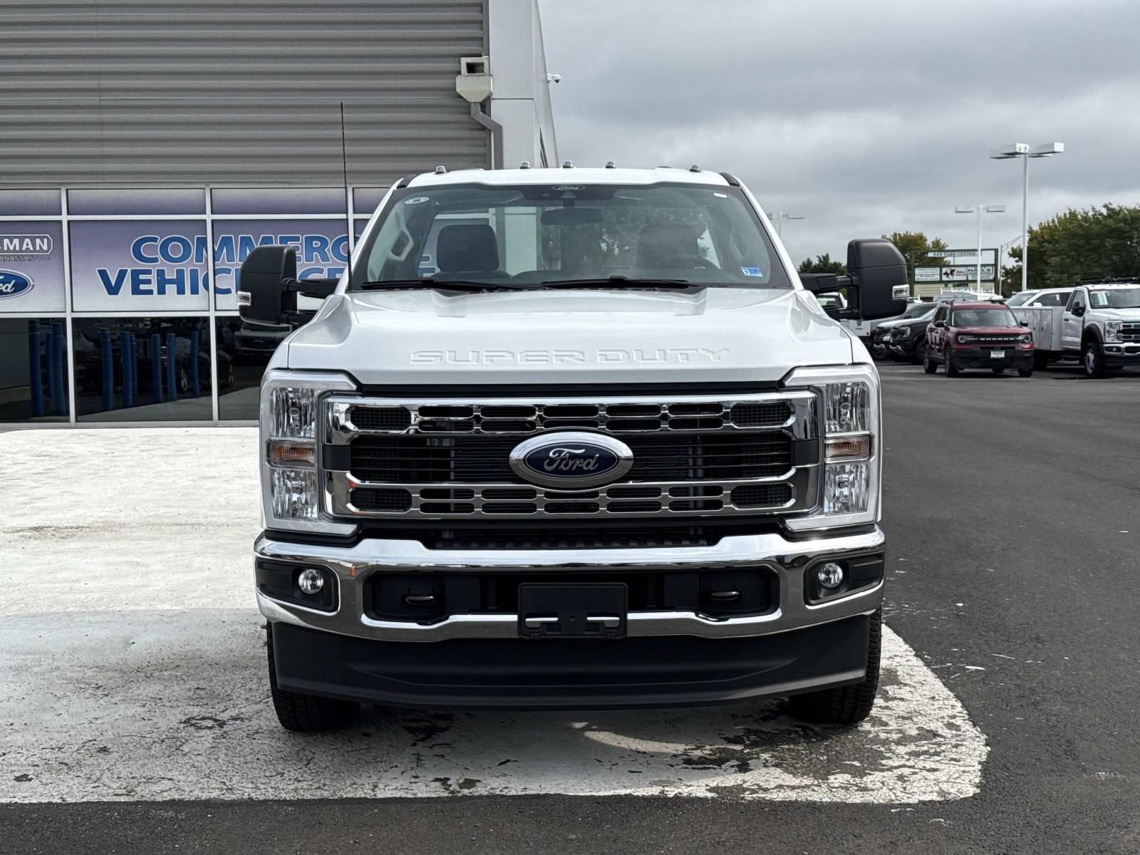 New 2026 Ford F350 XL w/ XL Chrome Package AWD/4WD image 8