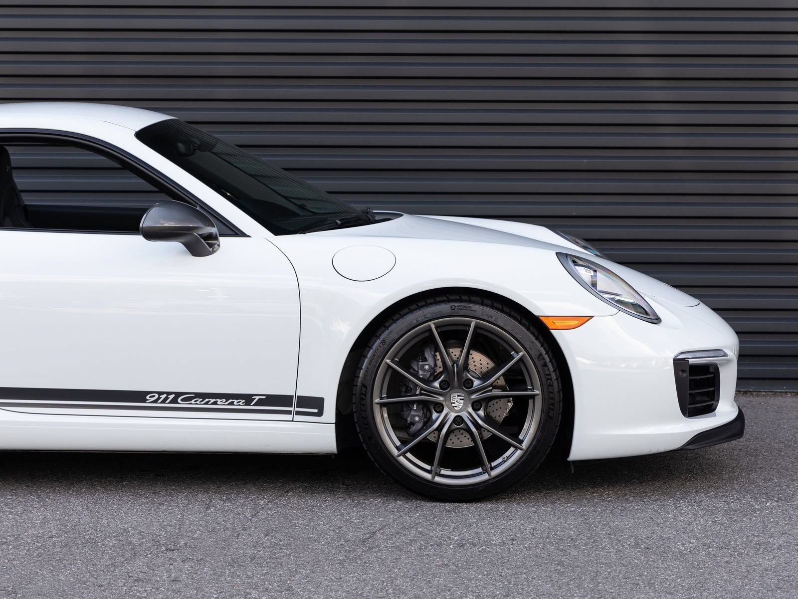 Certified 2018 Porsche 911 Carrera T RWD image 9