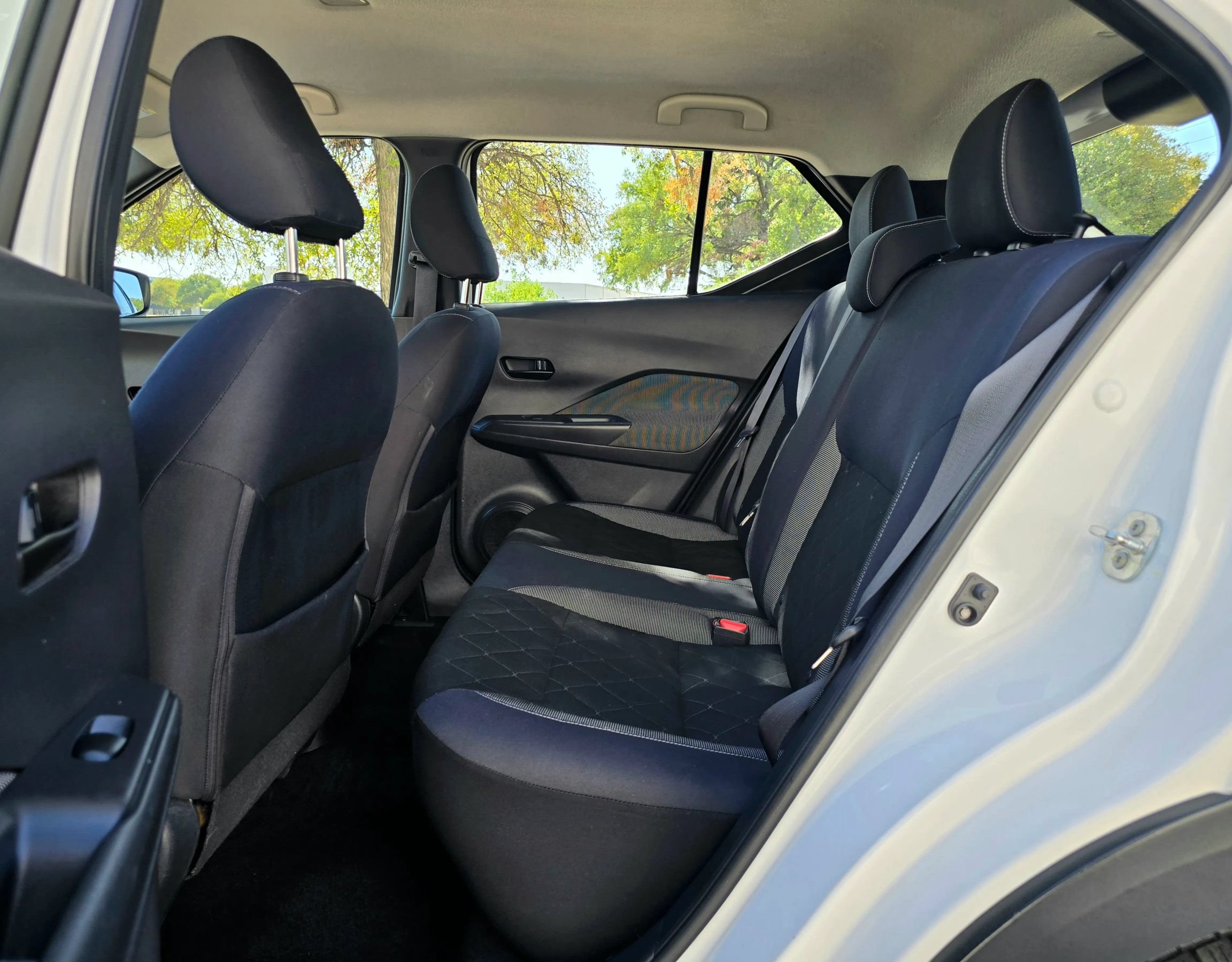 Used 2018 Nissan Kicks S w/ Exterior Package FWD image 37