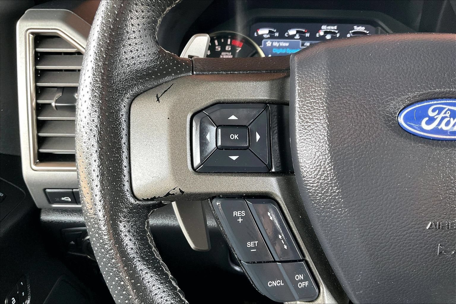 Used 2020 Ford F150 Raptor w/ Equipment Group 802A Luxury AWD/4WD image 10