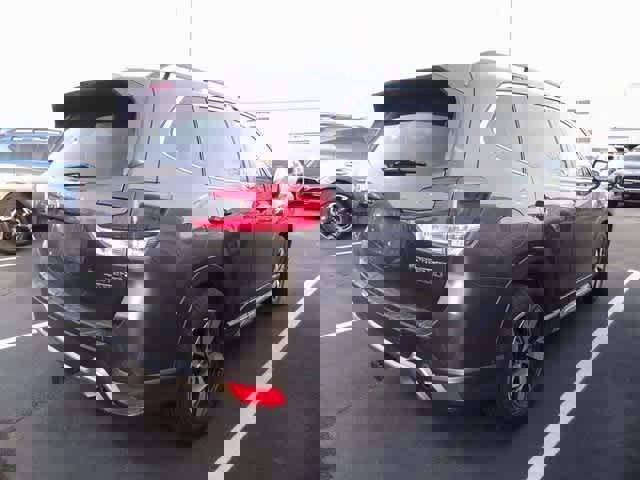 Used 2021 Subaru Forester Touring image 4