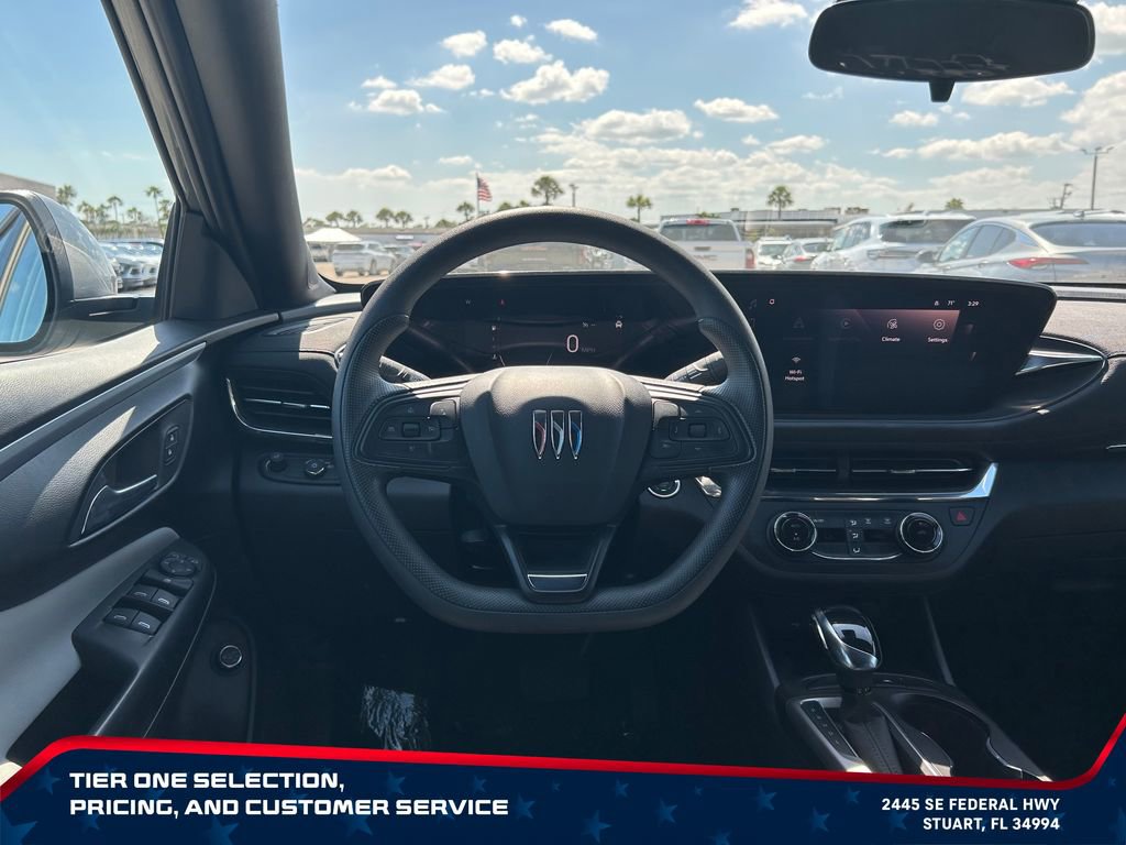 Used 2025 Buick Envista Sport Touring w/ Convenience II Package FWD image 13