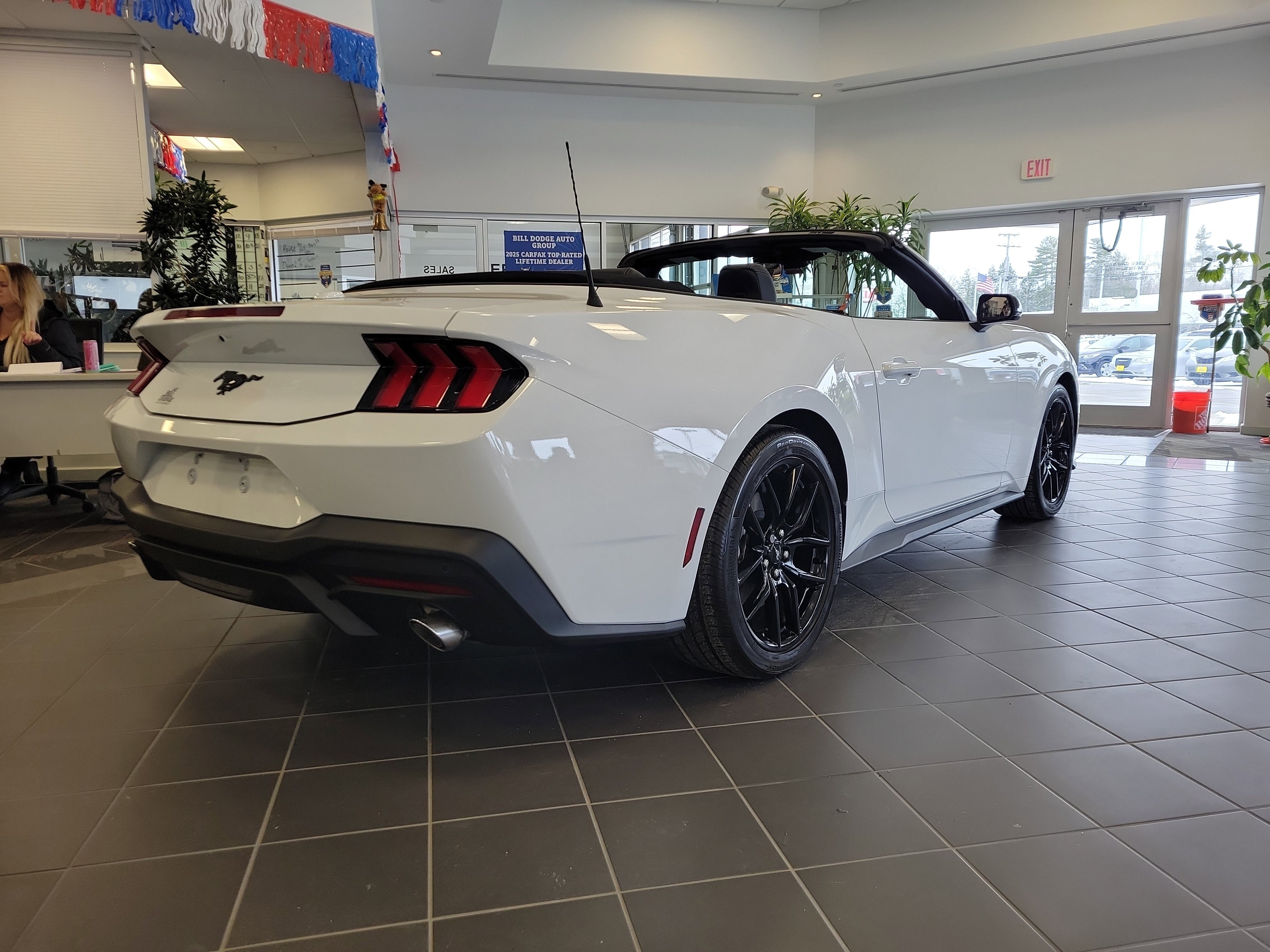 Used 2026 Ford Mustang Premium image 5