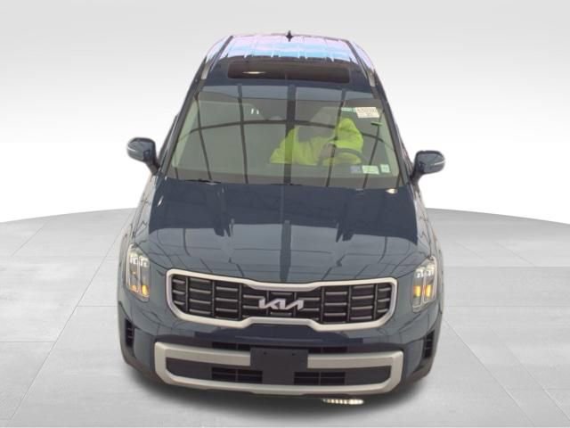 Used 2025 Kia Telluride S image 2