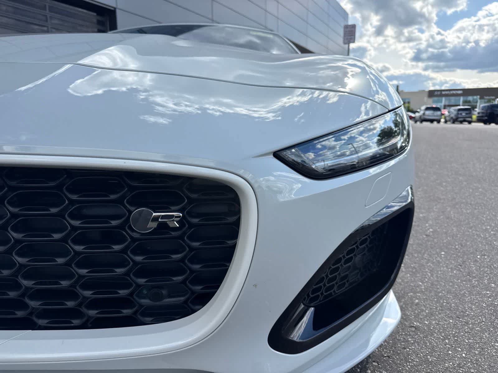 Used 2024 Jaguar F-TYPE R AWD/4WD image 9