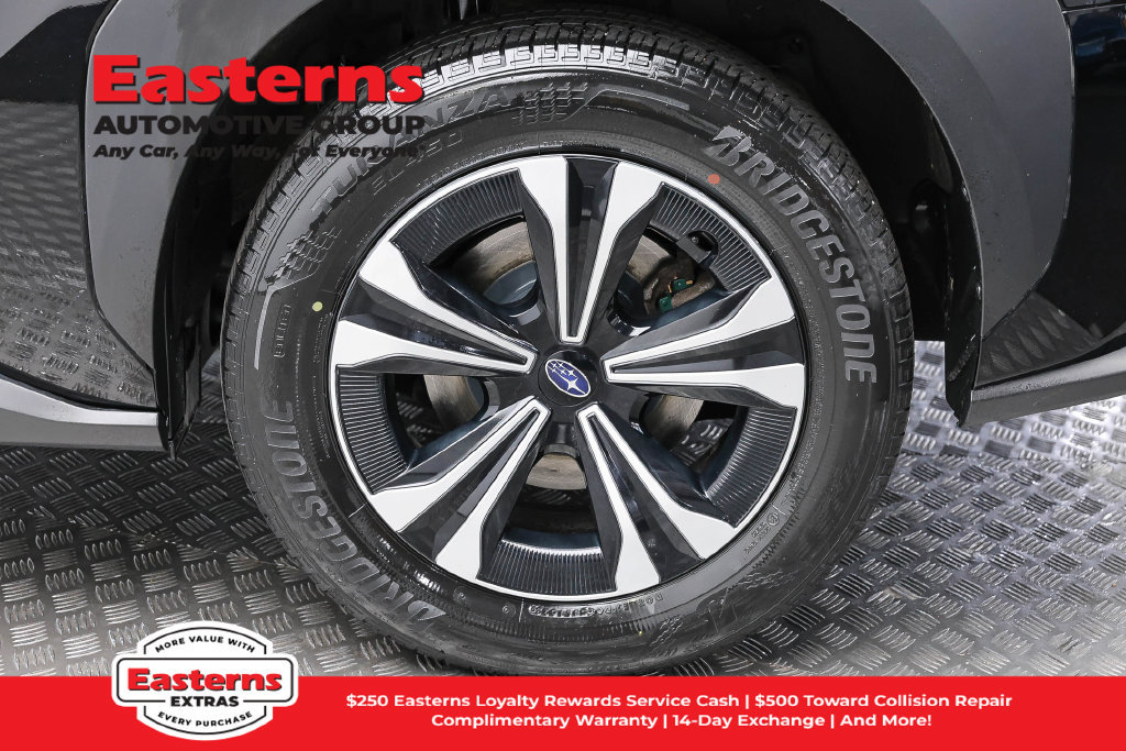 Used 2023 Subaru Solterra AWD image 9