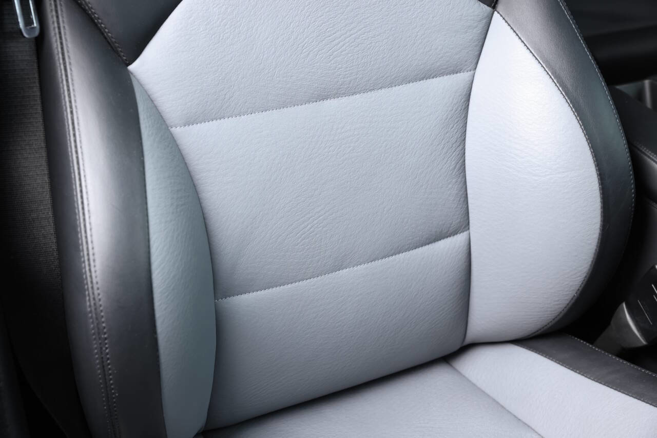 Used 2003 BMW M5 image 86