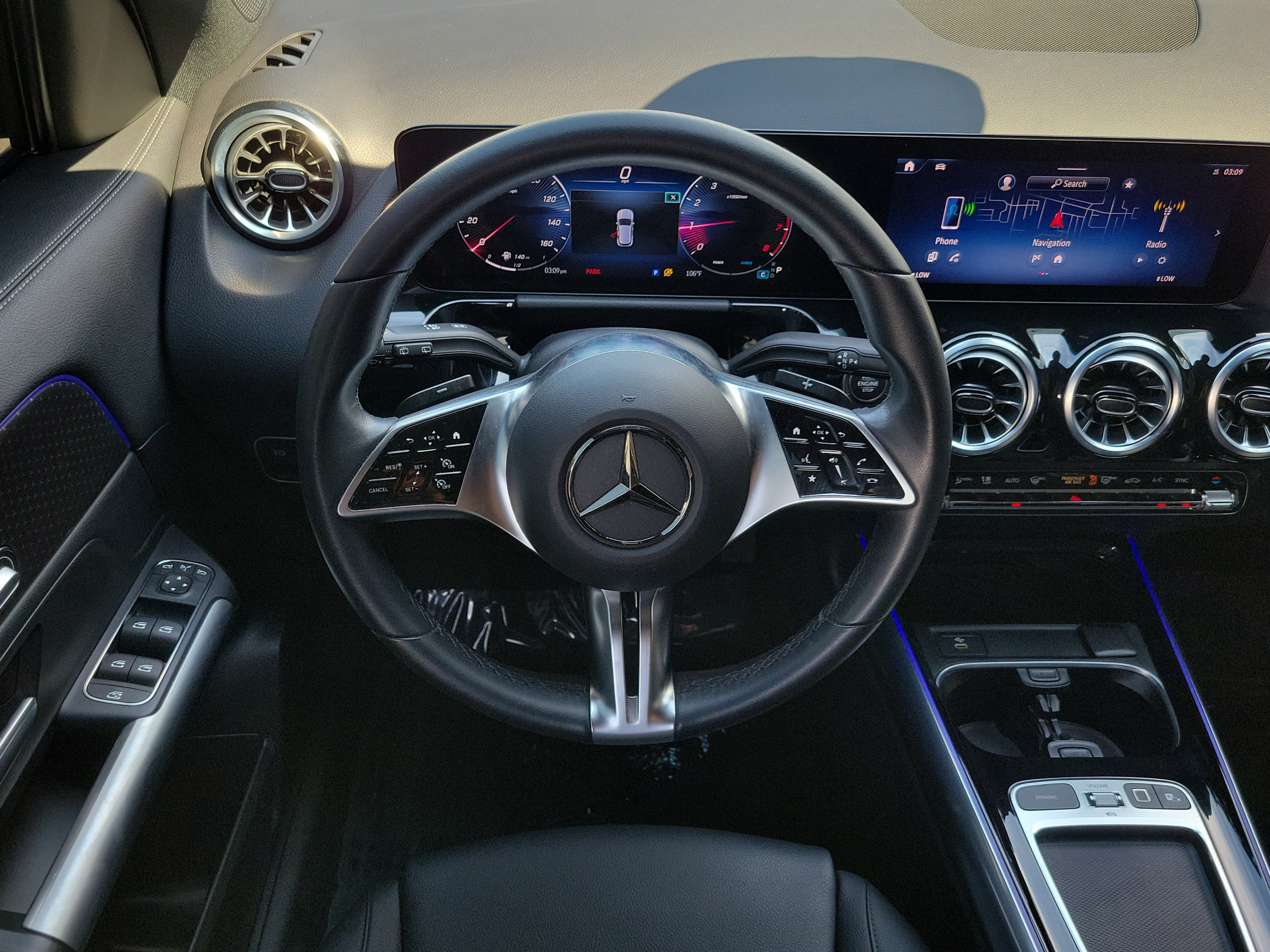 Used 2025 Mercedes-Benz GLA 250 image 13