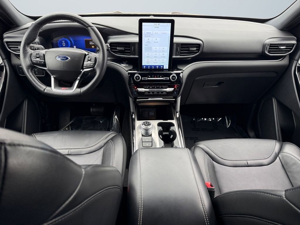 Used 2022 Ford Explorer ST w/ Equipment Group 401A image 10