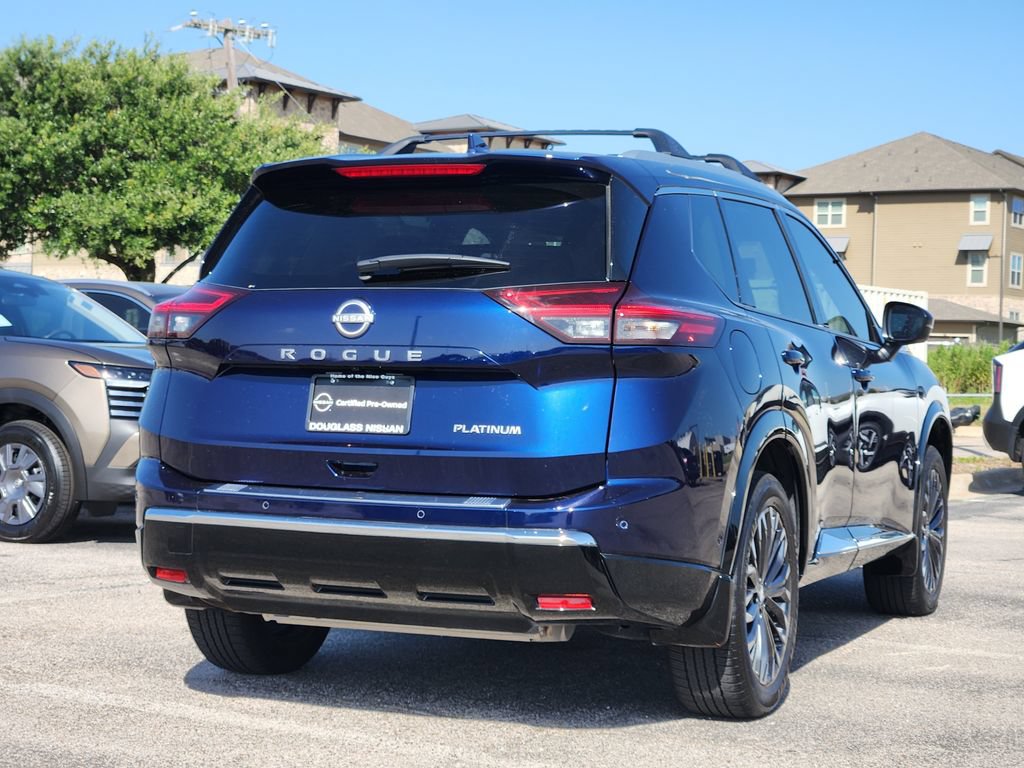 Used 2025 Nissan Rogue Platinum w/ Platinum Premium Package FWD image 4