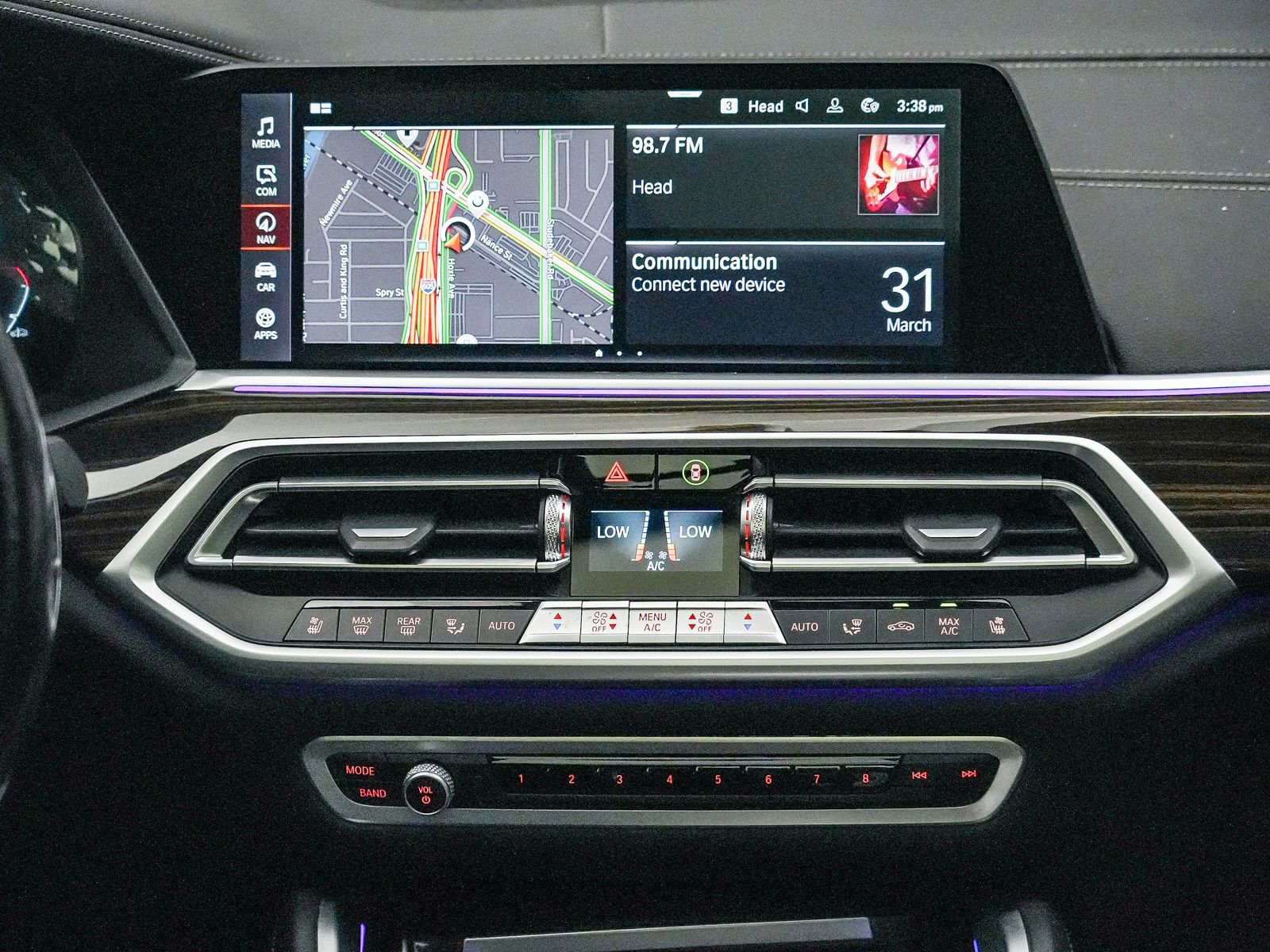 Used 2023 BMW X6 xDrive40i w/ M Sport Package image 14