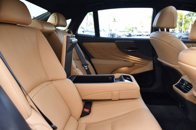 Used 2023 Lexus LS 500 image 28