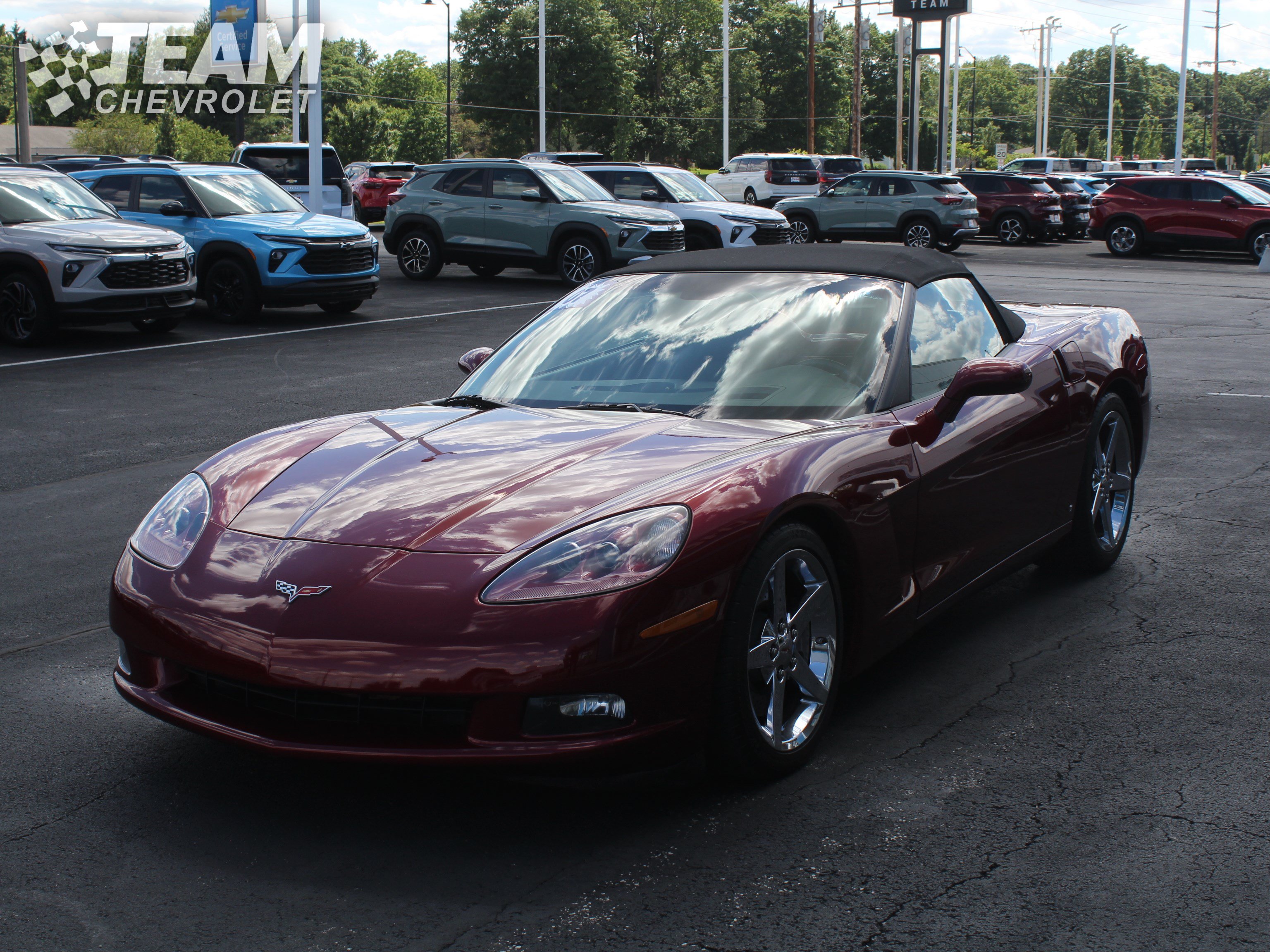 Used 2007 Chevrolet Corvette Convertible w/ Preferred Equipment Group RWD image 8