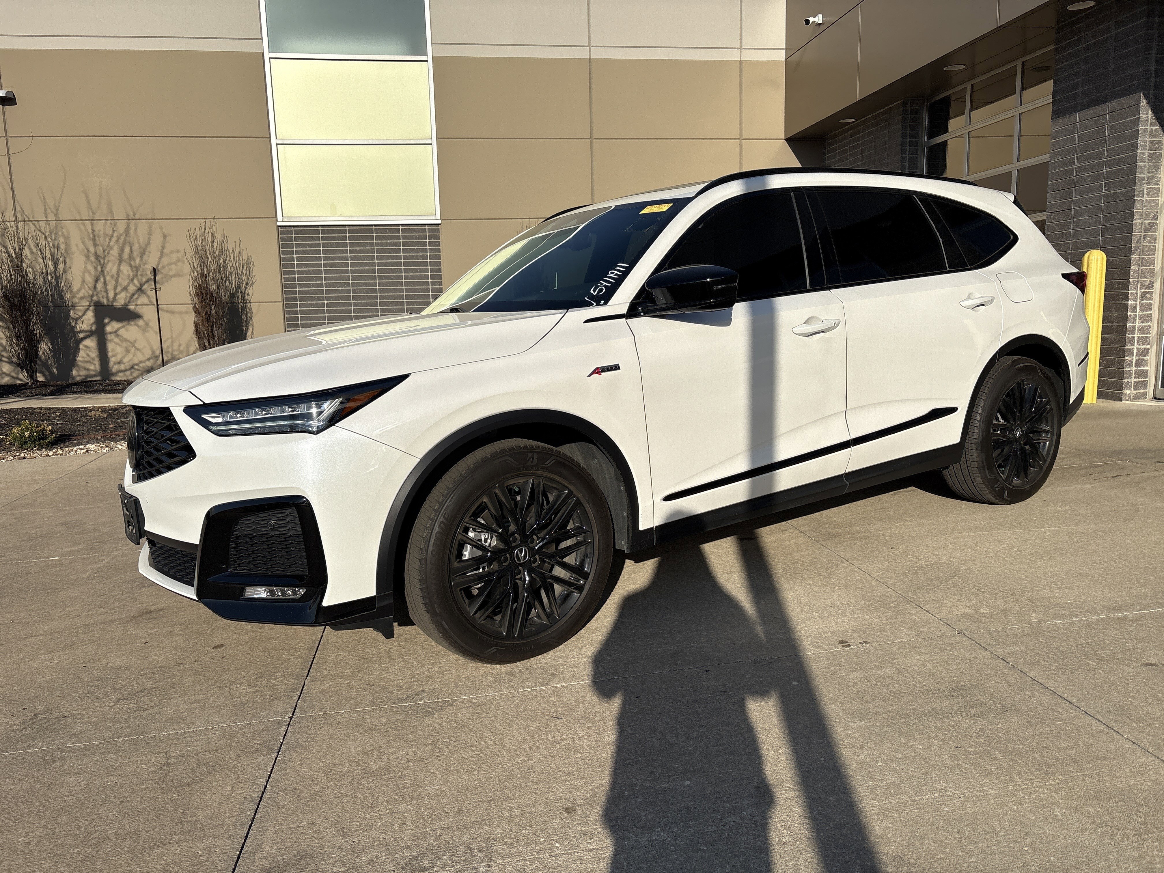 Used 2025 Acura MDX A-Spec image 26