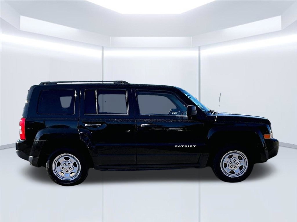 Used 2012 Jeep Patriot Sport FWD image 37