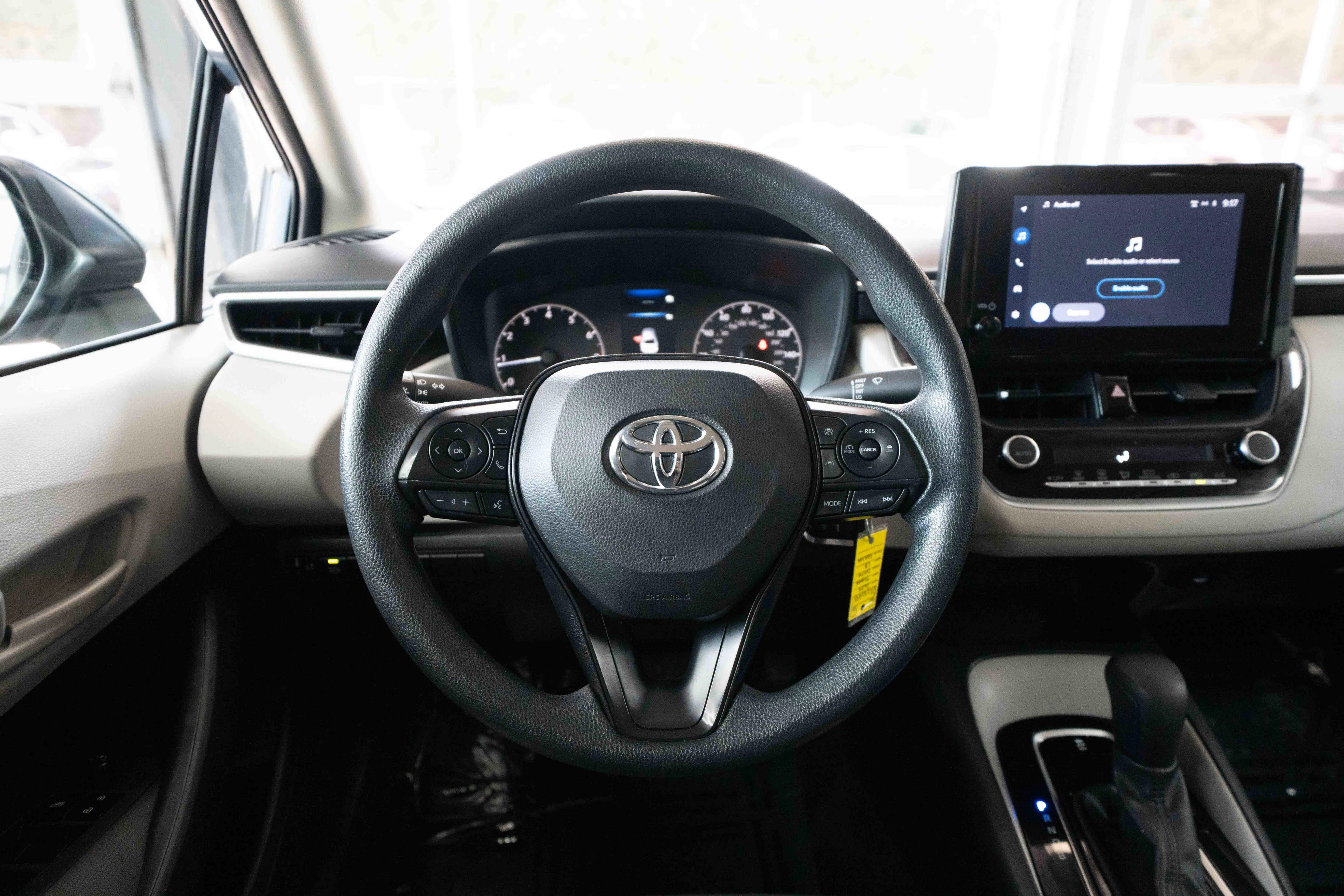 Used 2024 Toyota Corolla LE image 21