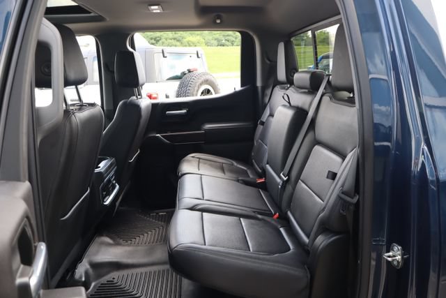 Used 2019 GMC Sierra 1500 SLT w/ SLT Premium Plus Package AWD/4WD image 30