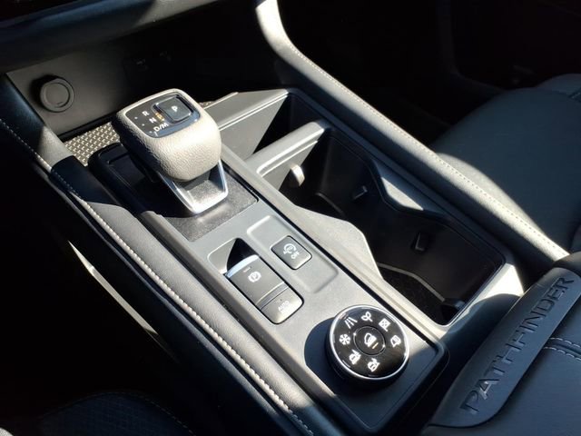 Used 2025 Nissan Pathfinder S w/ Cargo Package image 24