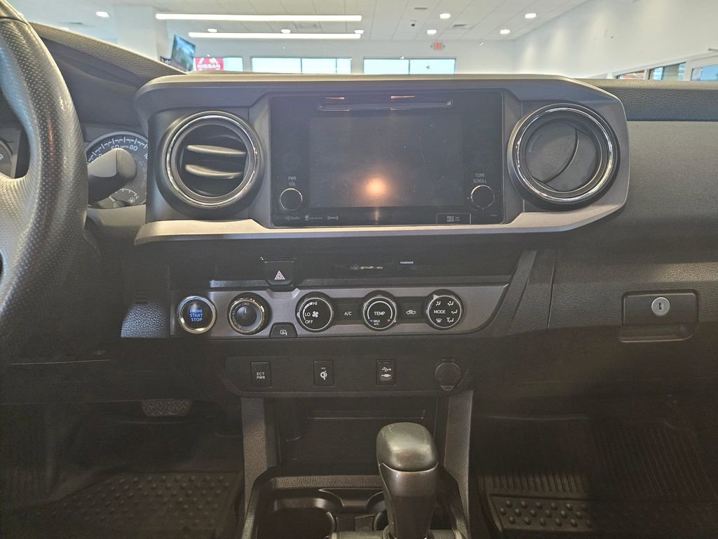 Used 2017 Toyota Tacoma TRD Off-Road w/ Tow Package (A/T) image 16