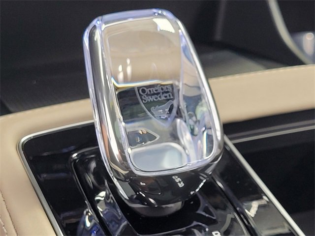 New 2026 Volvo XC90 B6 Plus w/ Protection Package Premier image 27