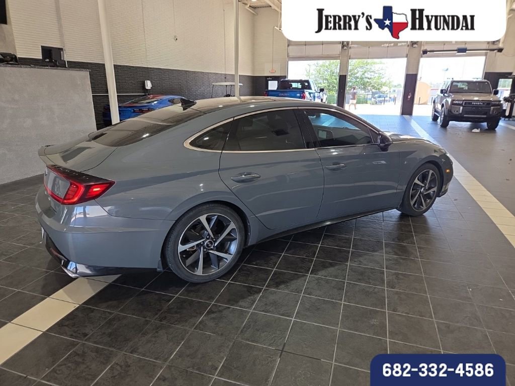 Used 2021 Hyundai Sonata SEL Plus w/ Tech Package FWD image 5