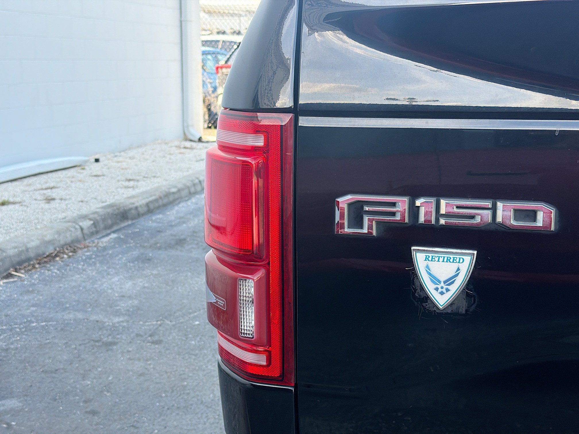 Used 2016 Ford F150 Lariat w/ Equipment Group 501A Mid RWD image 10
