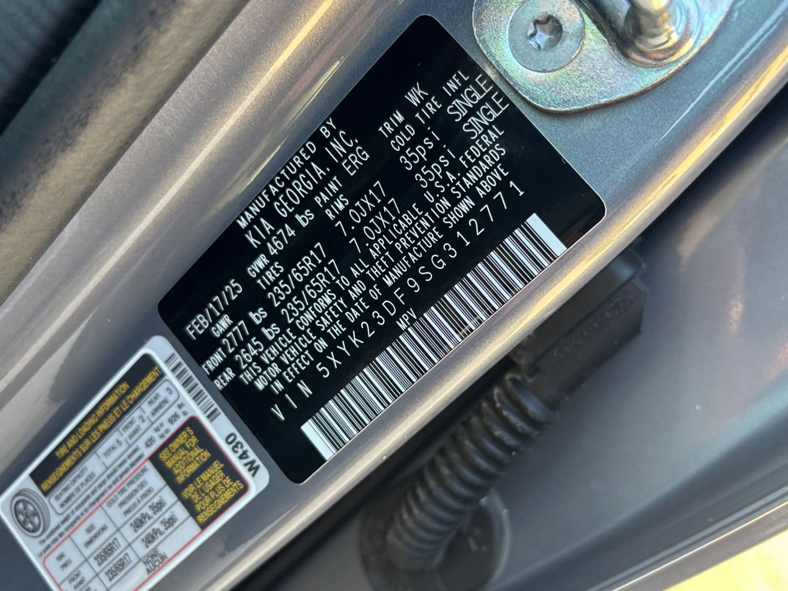 Used 2025 Kia Sportage LX image 28