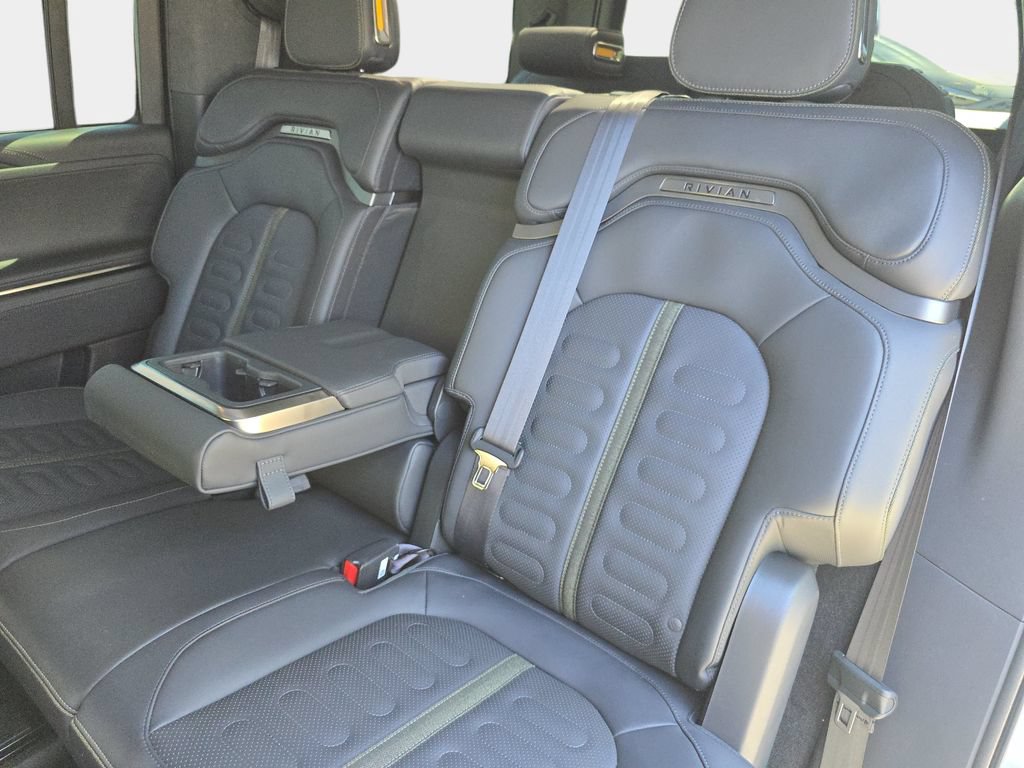 Used 2023 Rivian R1S Adventure Dual AWD/4WD image 18