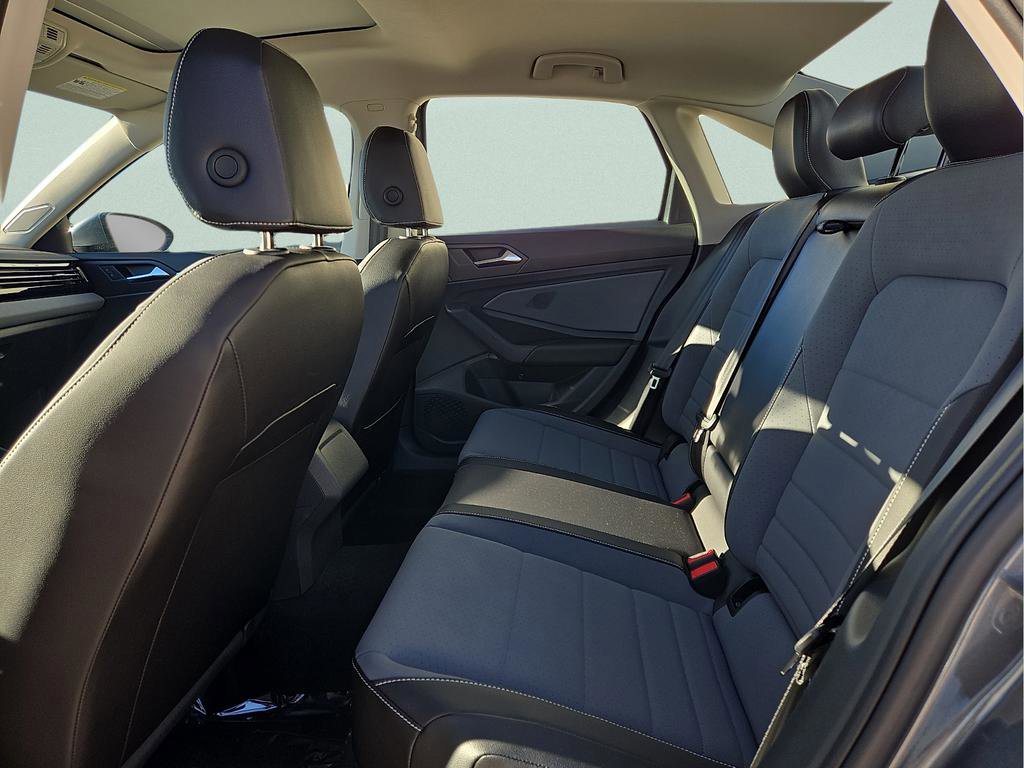 New 2026 Volkswagen Jetta SE image 11