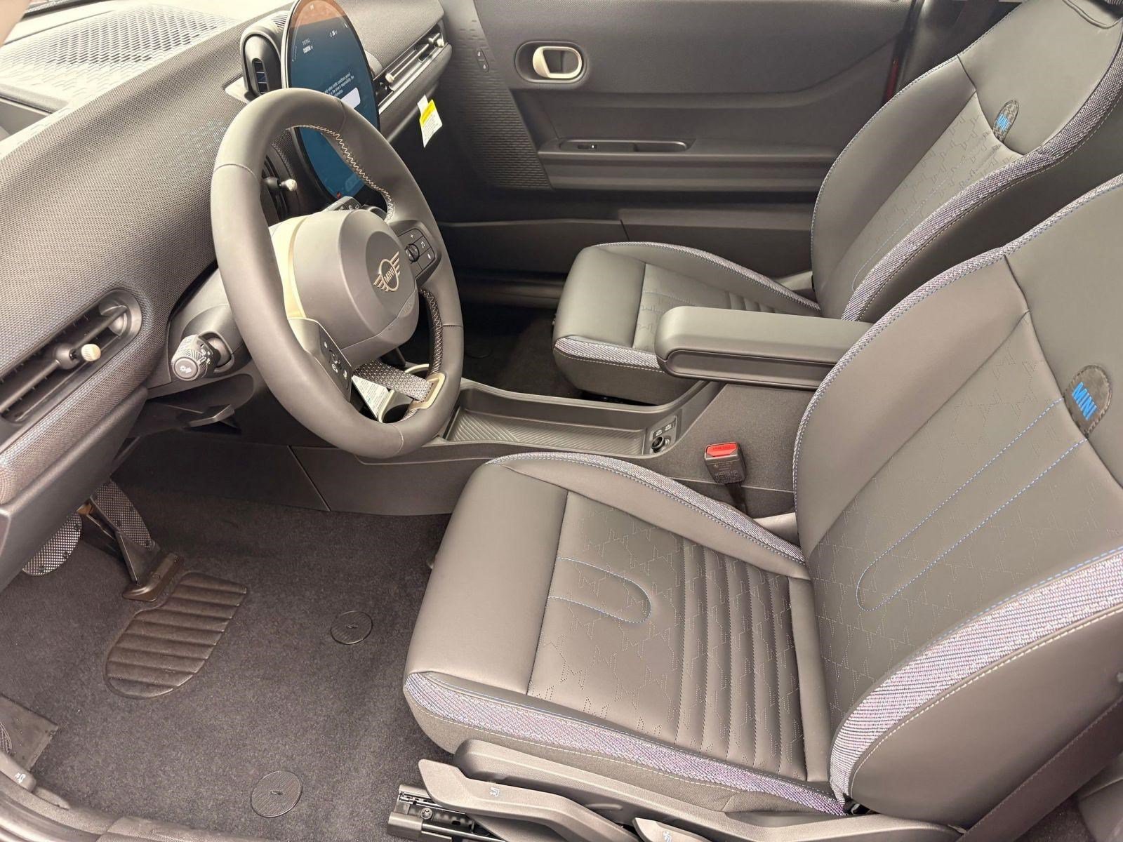 Used 2026 MINI Cooper S FWD image 5