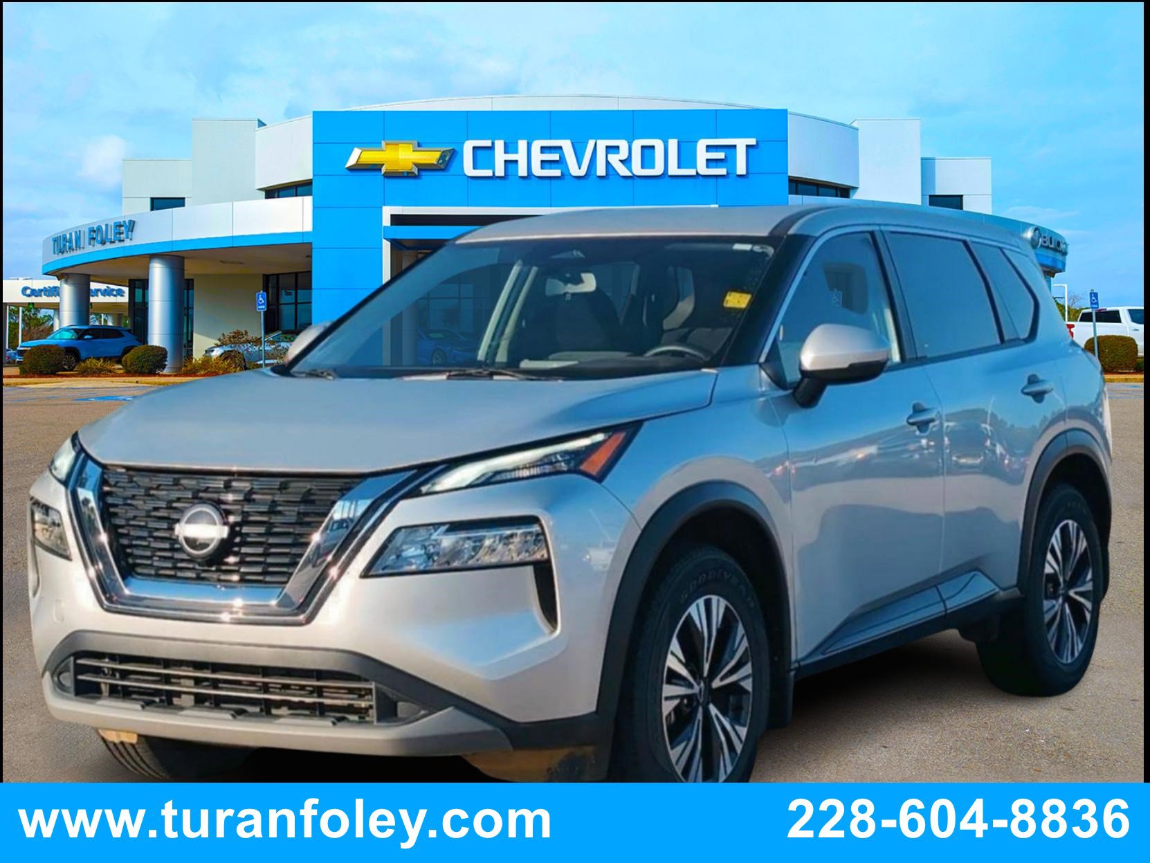 Used 2023 Nissan Rogue SV