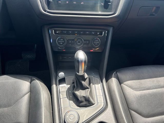 Used 2019 Volkswagen Tiguan SEL Premium AWD/4WD image 27