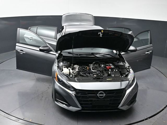 Used 2025 Nissan Altima 2.5 SV image 43