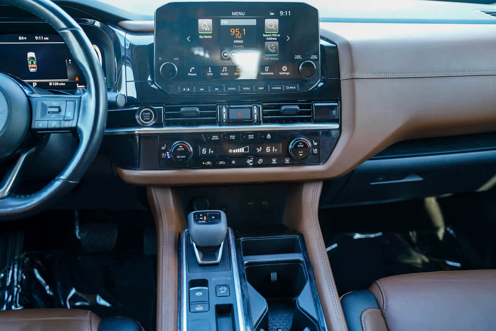 Used 2023 Nissan Pathfinder Platinum image 13