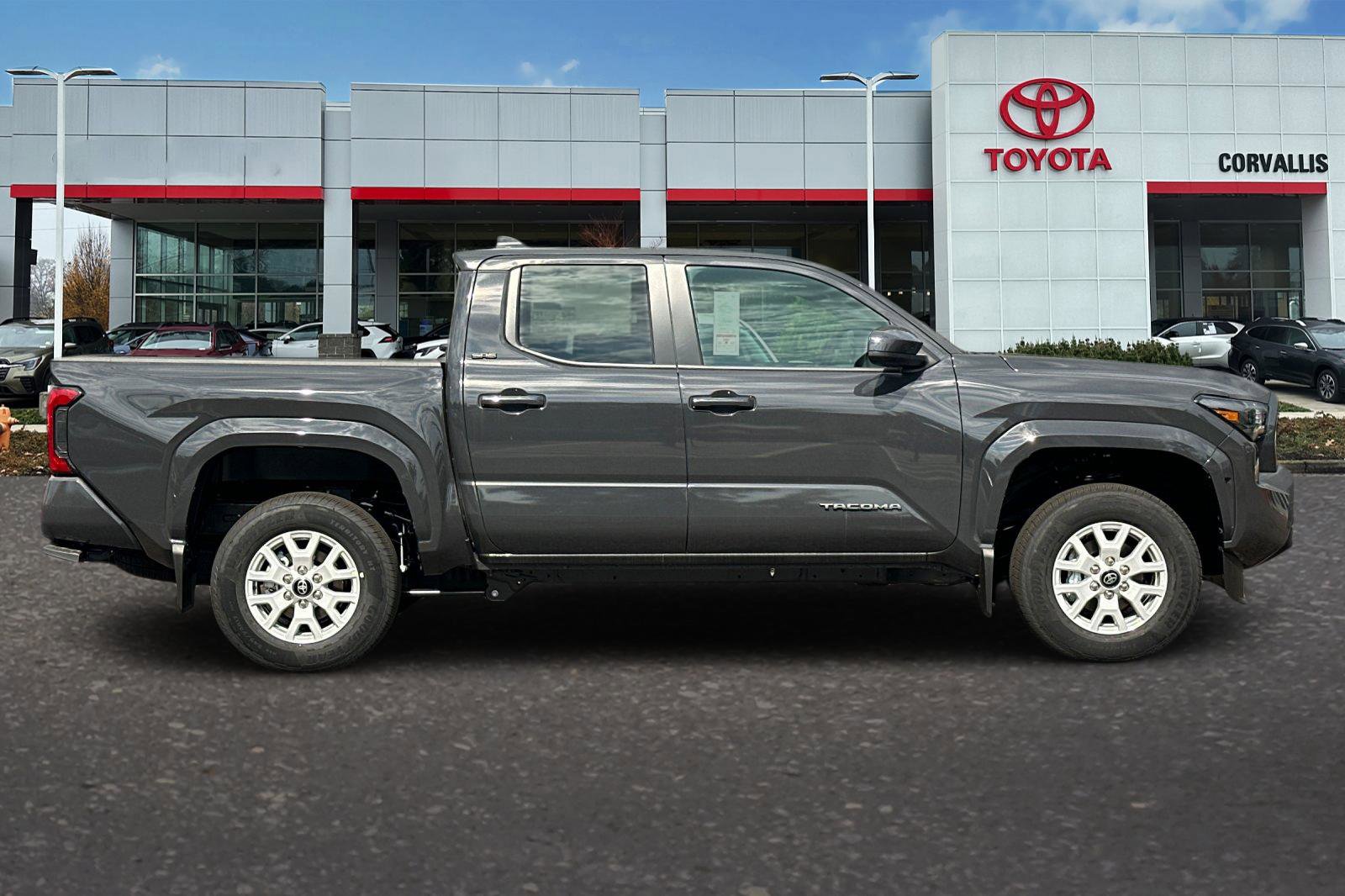 New 2025 Toyota Tacoma SR5 image 4
