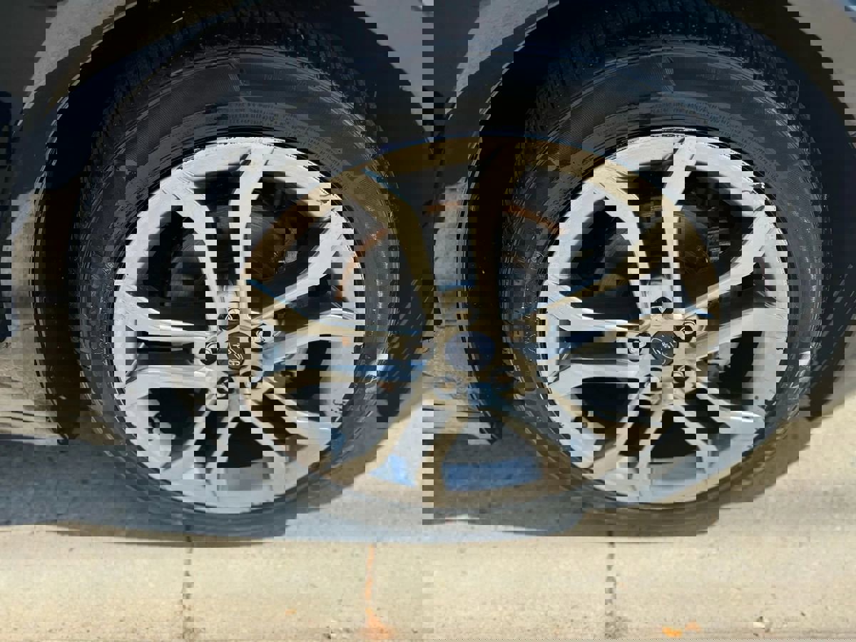 Used 2019 Ford Fusion SEL image 7