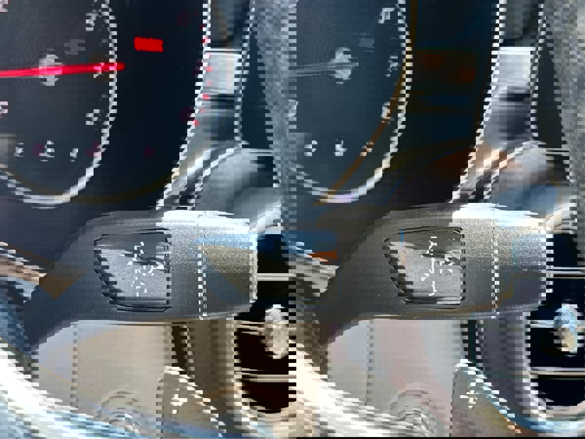 Used 2020 Mercedes-Benz GLC 300 4MATIC w/ Premium Package image 42