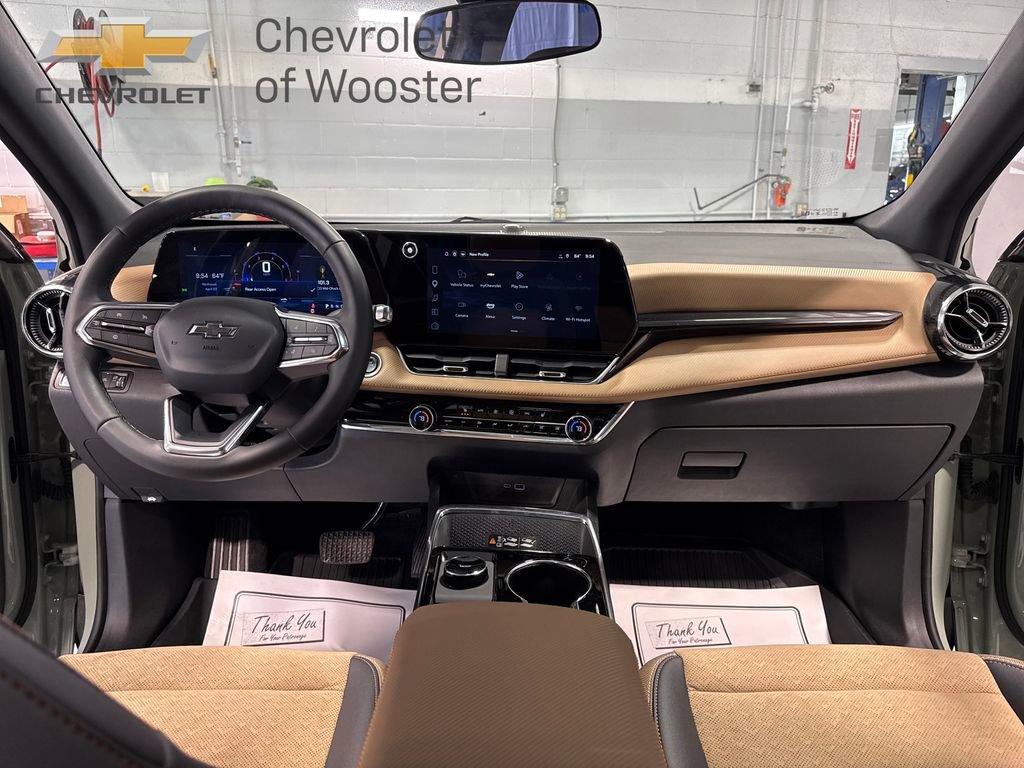 Used 2025 Chevrolet Equinox ACTIV image 35