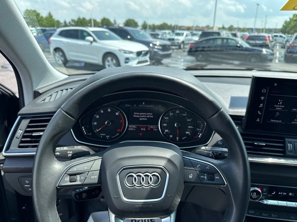 Used 2023 Audi Q5 2.0T Premium w/ Convenience Package AWD/4WD image 12