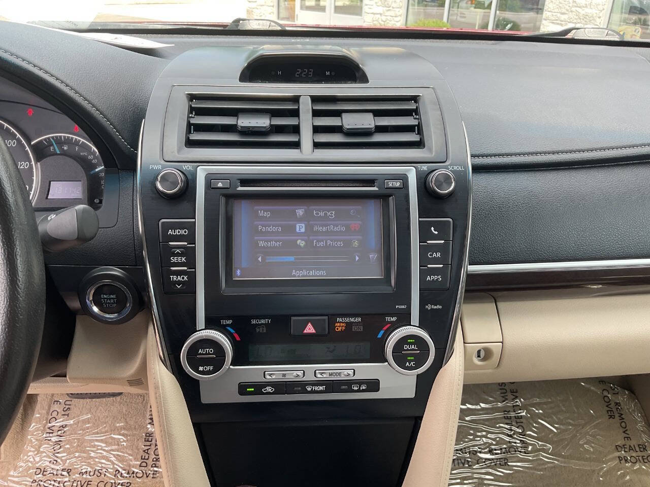 Used 2012 Toyota Camry XLE w/ Convenience Pkg FWD image 19