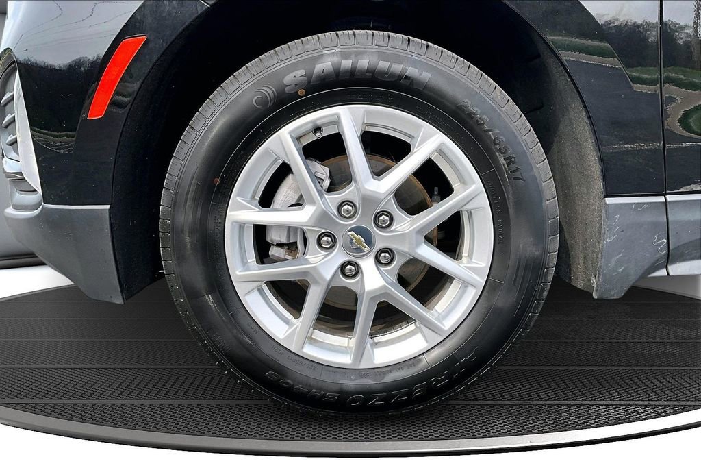 Used 2024 Chevrolet Equinox LT image 34