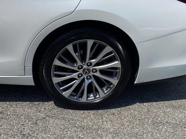 Used 2019 Lexus ES 350 w/ Premium Package FWD image 12