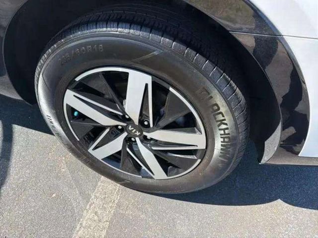 Used 2021 Kia Sorento S image 30