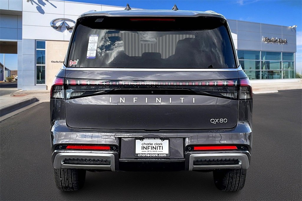 New 2025 INFINITI QX80 Luxe image 4