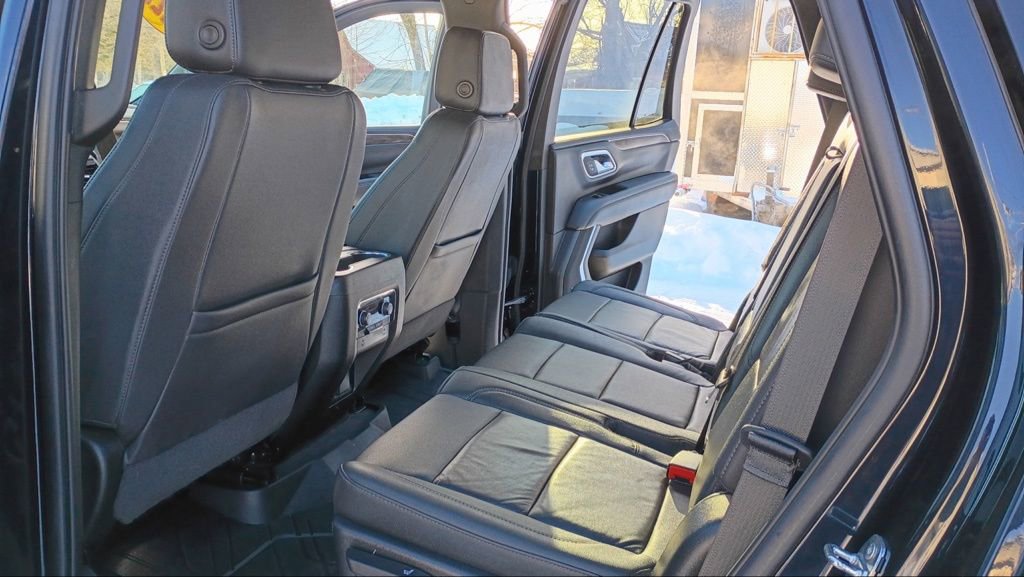 Used 2022 Chevrolet Tahoe Z71 image 14