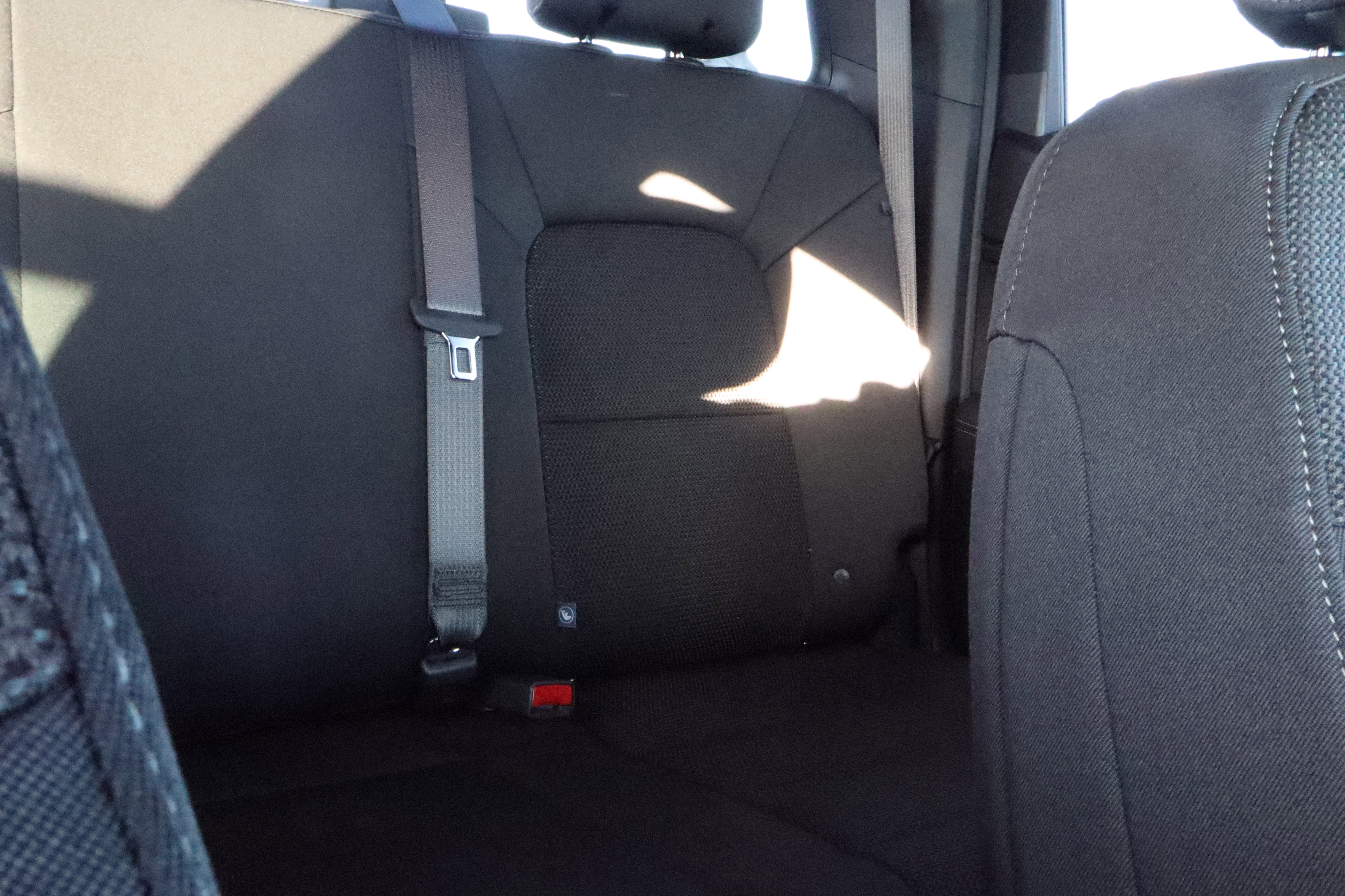 New 2026 GMC Canyon Elevation w/ Convenience Package image 12