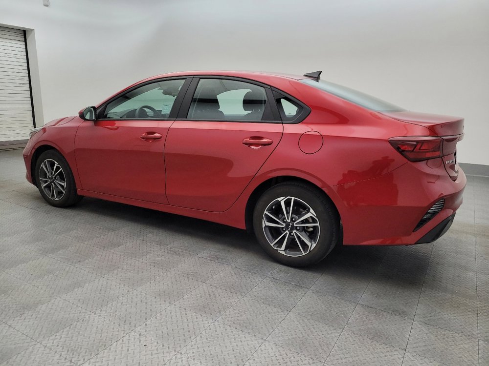 Used 2023 Kia Forte LXS image 3