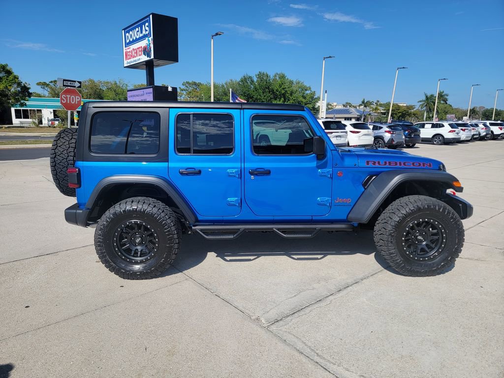 Used 2024 Jeep Wrangler Unlimited Rubicon w/ Technology Group image 6