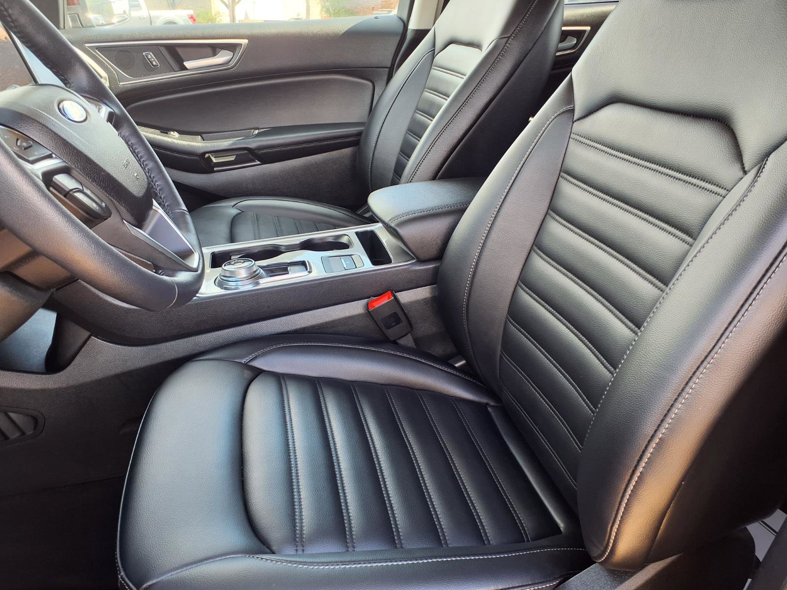 Used 2023 Ford Edge SEL w/ Convenience Package AWD/4WD image 3