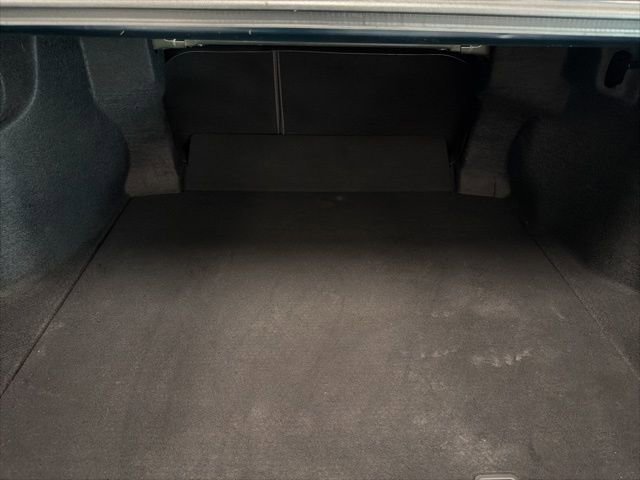 Used 2018 Toyota Camry LE image 28